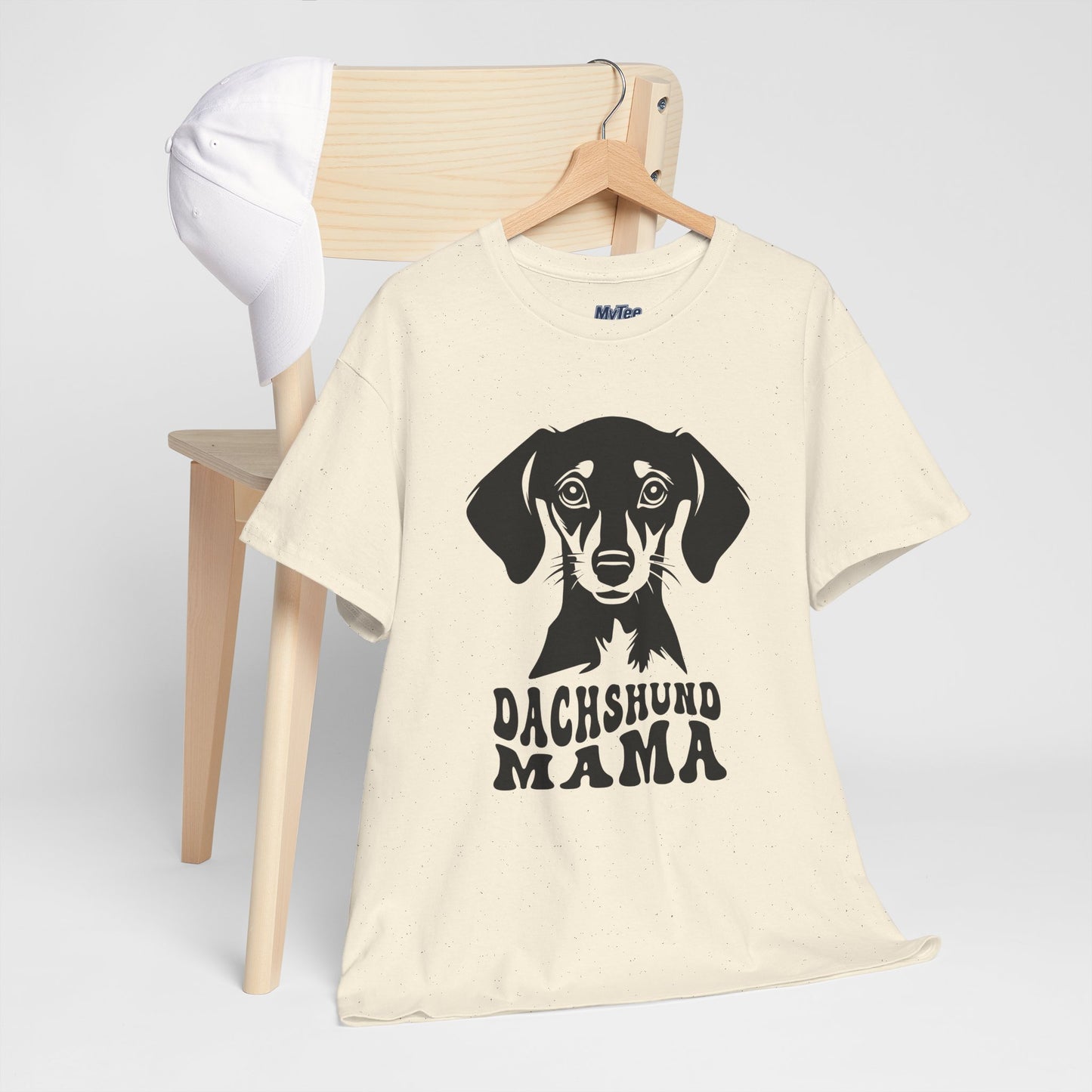 Dachshund Mama Everyday T-Shirt – Bold Pup Love For Dog Moms