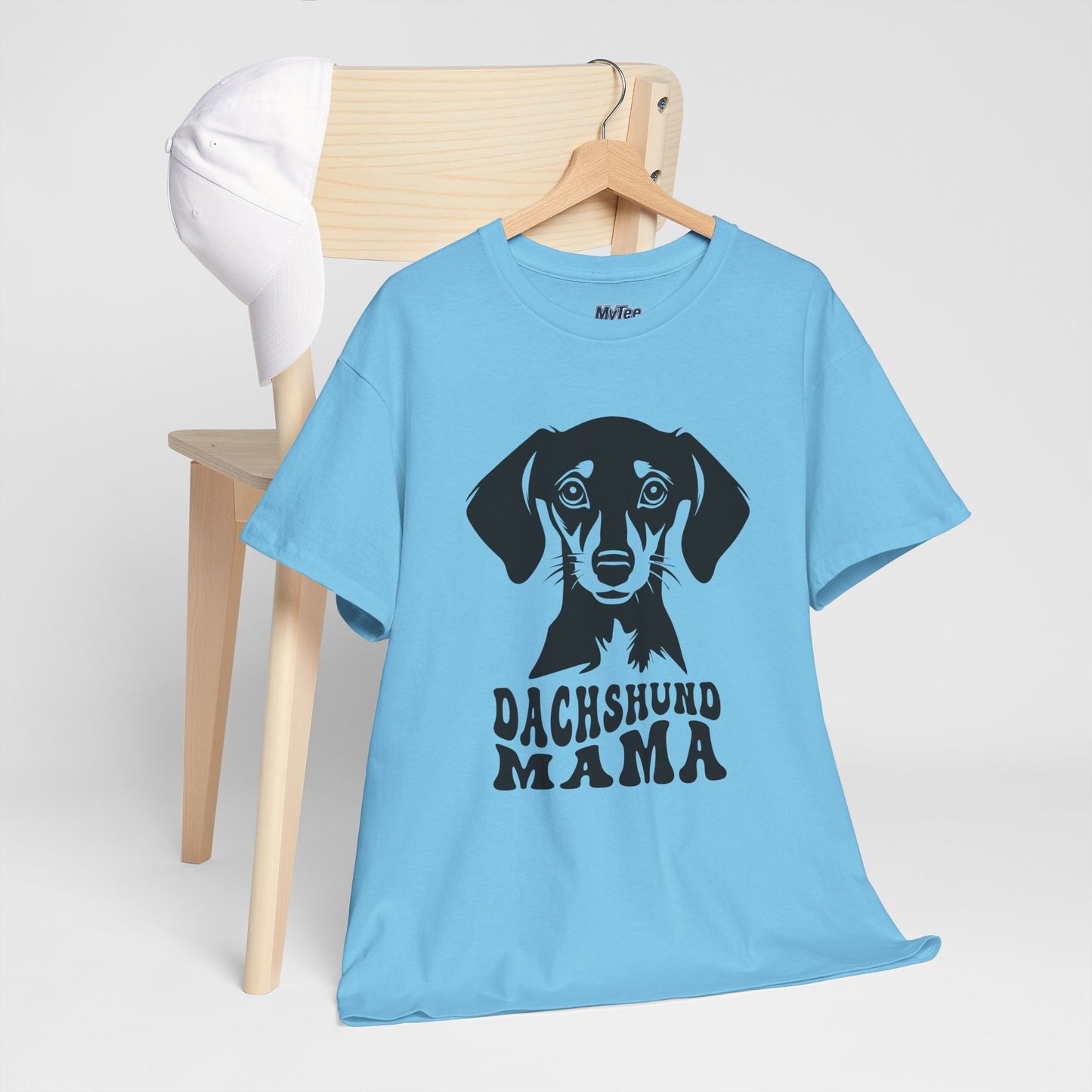 Dachshund Mama Everyday T-Shirt – Bold Pup Love For Dog Moms