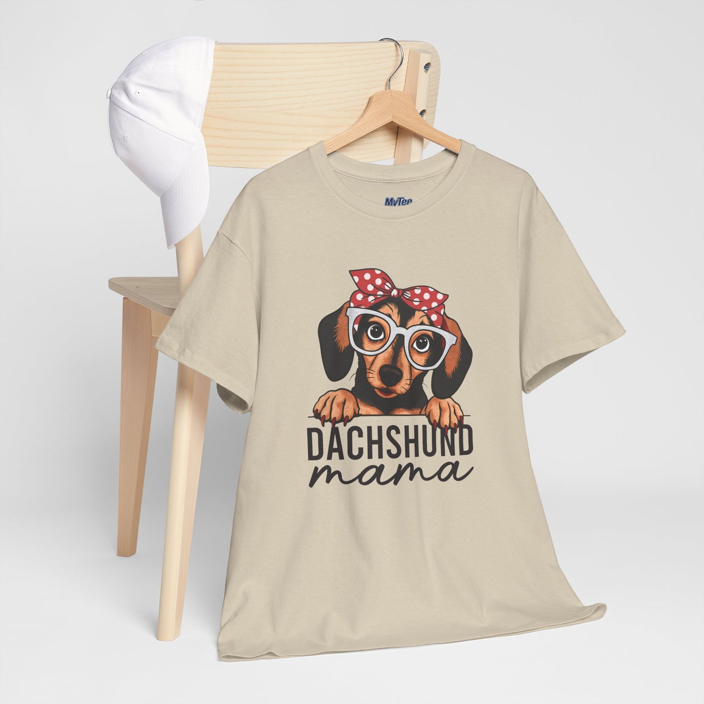 Dachshund Mama T-Shirt– Perfect Gift For Dog Moms