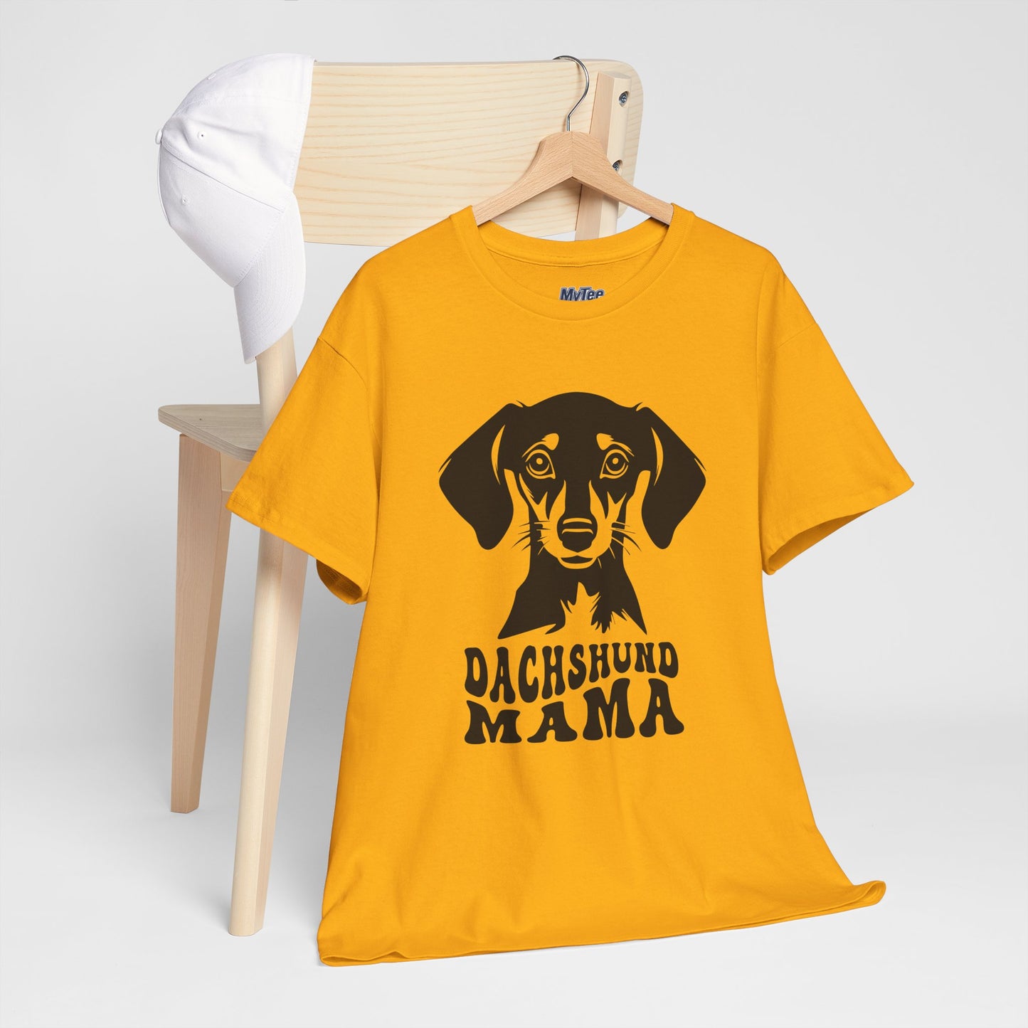 Dachshund Mama Everyday T-Shirt – Bold Pup Love For Dog Moms