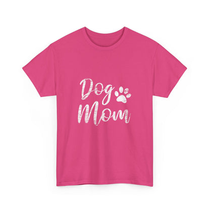 Minimalistic Dog Mom T-Shirt - Perfect For Everyday