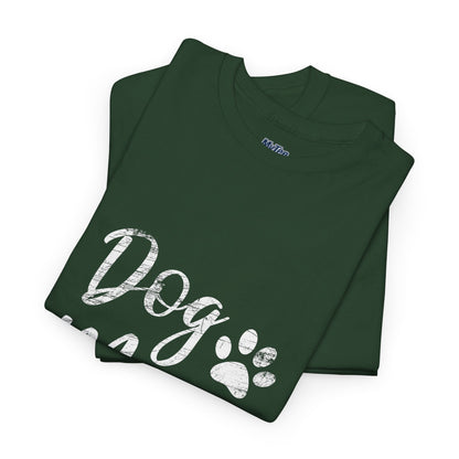 Minimalistic Dog Mom T-Shirt - Perfect For Everyday
