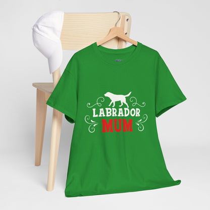 Labrabor Retriever Mum Unisex T-Shirts