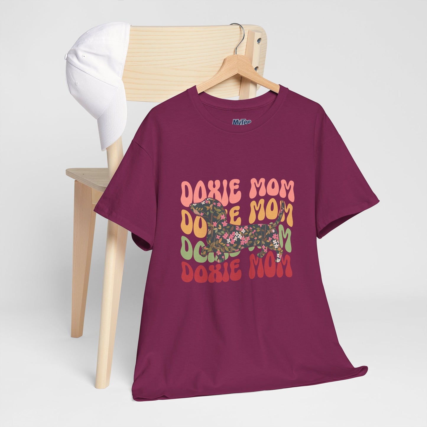 Doxie Mom Retro T-Shirt – Colorful Dog Mom Graphic Tee
