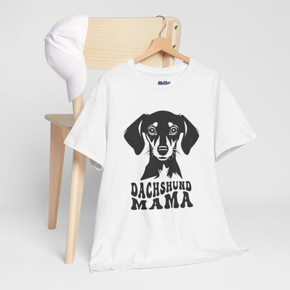 Dachshund Mama Everyday T-Shirt – Bold Pup Love For Dog Moms