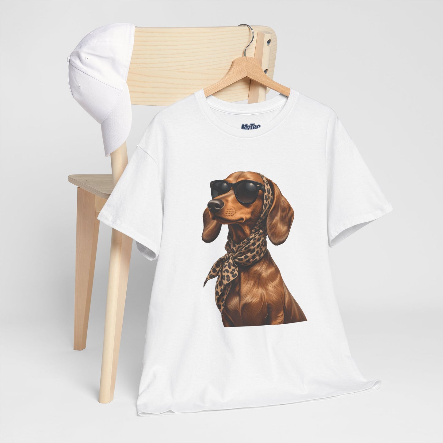 Stylish Dachshund Dog Lover Unisex T-Shirt | Cute Pet Tee