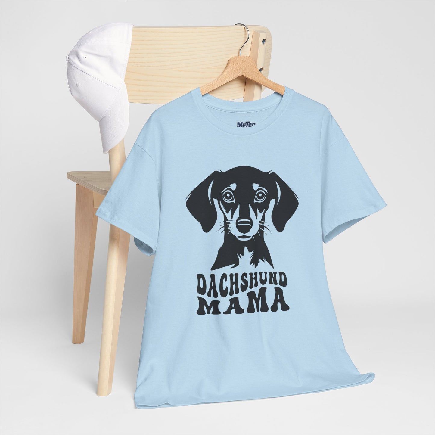 Dachshund Mama Everyday T-Shirt – Bold Pup Love For Dog Moms