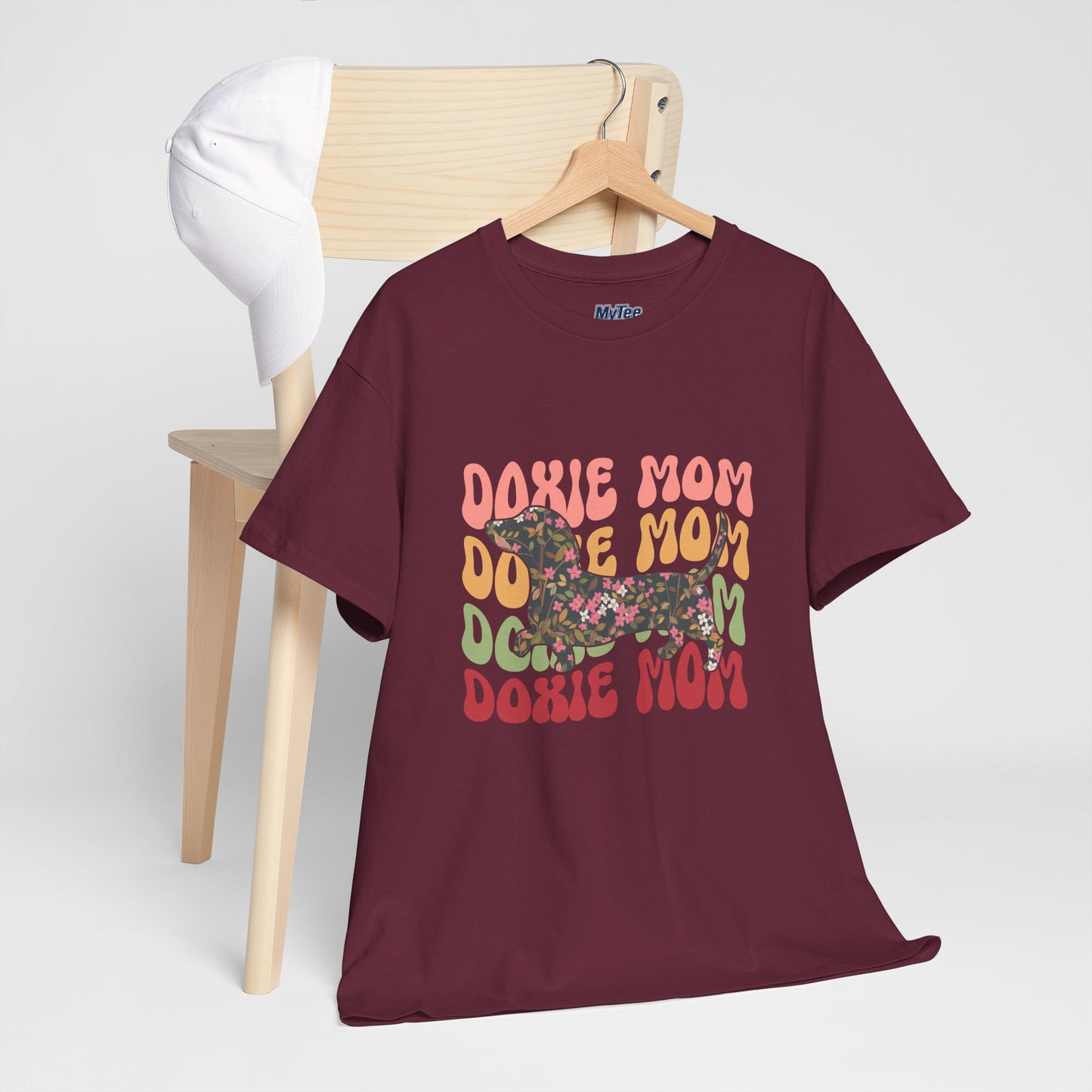 Doxie Mom Retro T-Shirt – Colorful Dog Mom Graphic Tee