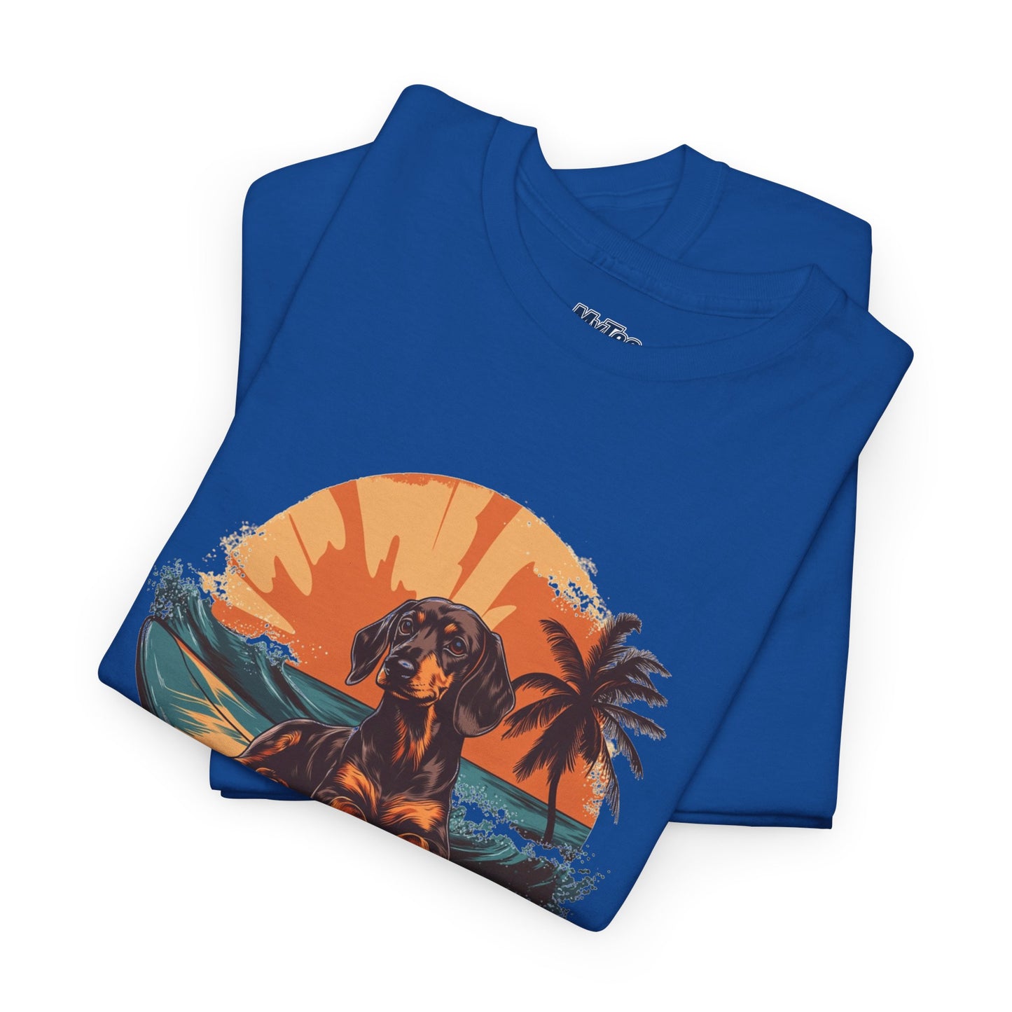 Dachshund Beach Vibes T-Shirt – Chill Summer Dog Style