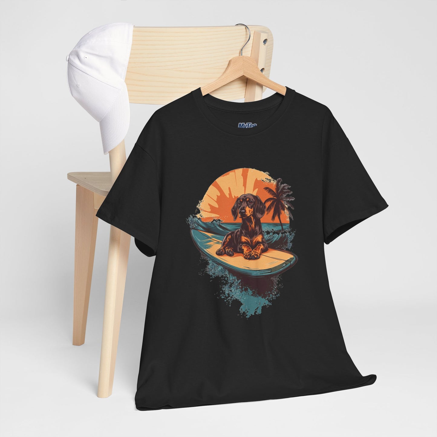 Dachshund Beach Vibes T-Shirt – Chill Summer Dog Style
