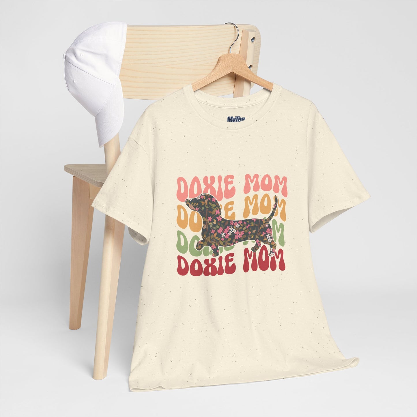 Doxie Mom Retro T-Shirt – Colorful Dog Mom Graphic Tee