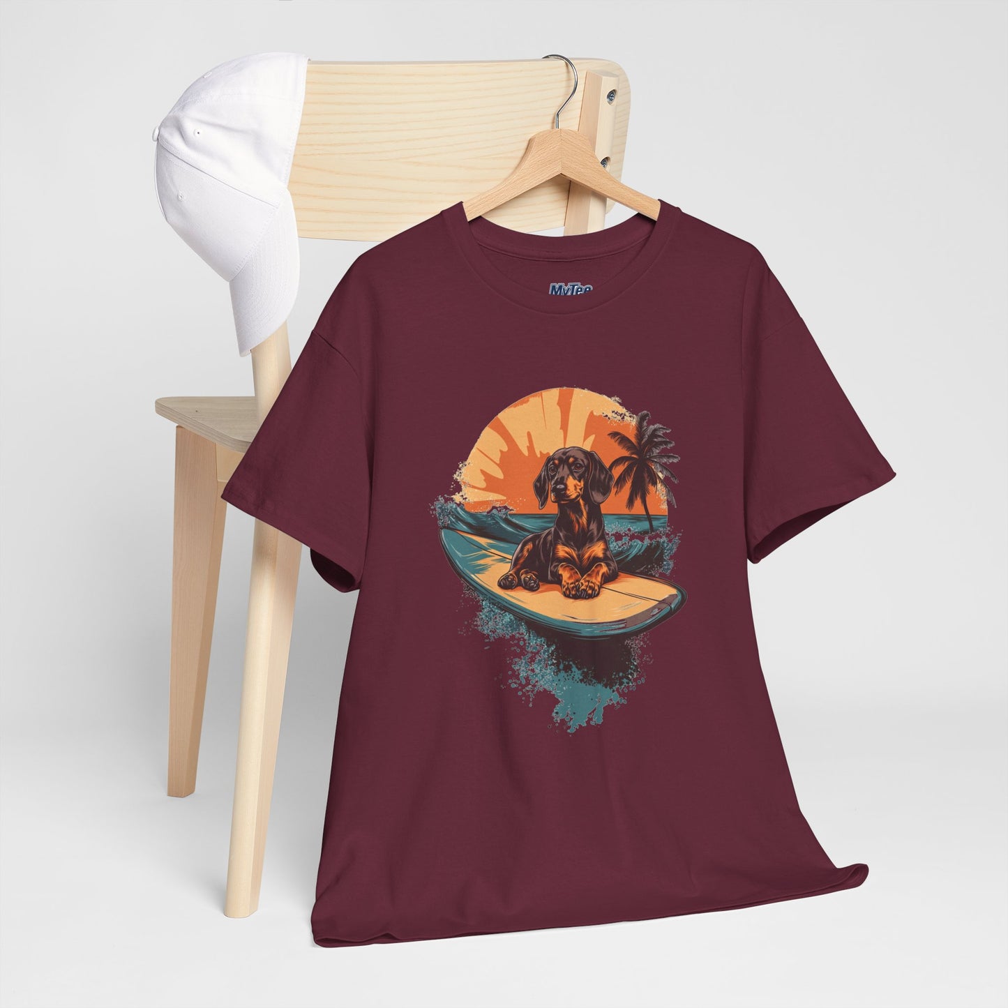 Dachshund Beach Vibes T-Shirt – Chill Summer Dog Style