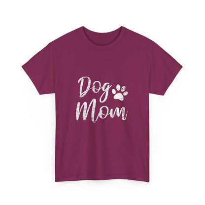 Minimalistic Dog Mom T-Shirt - Perfect For Everyday